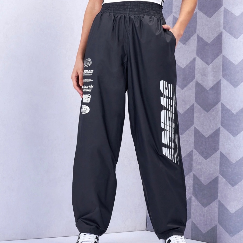 Adidas Originals Side Leg Graphics TRACK PANTS Size XS